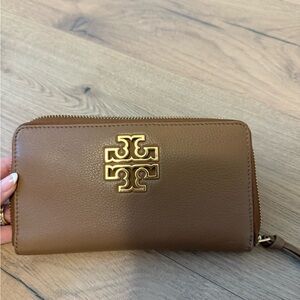 Tory Burch Tan Leather Zip Wallet